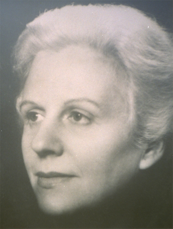 1997 photo by Vilallonga of a portrait of Mercè Rodoreda Rodoreda (via Wikimedia Commons CC BY-SA 2.5)